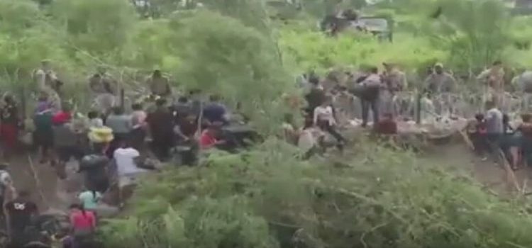 Ni las aguas heladas, navajas y soldados no detienen a los migrantes en Tamaulipas