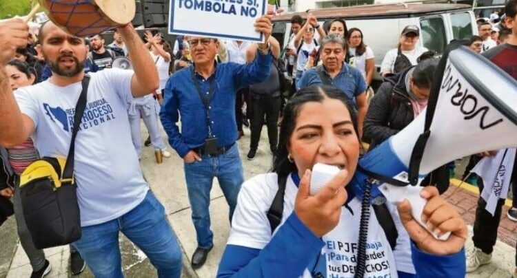 Colectivo de jueces lanza ruedas de prensa diarias para enfrentar la narrativa oficial sobre la reforma judicial