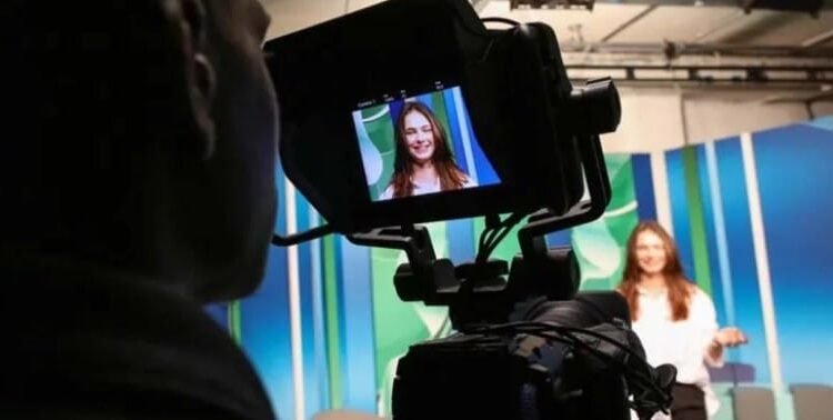 ¿No sabes qué carrera estudiar?, ¿qué tal ser Licenciado – Influencer? ¿No sabes qué carrera estudiar?, ¿qué tal ser Licenciado – Influencer?