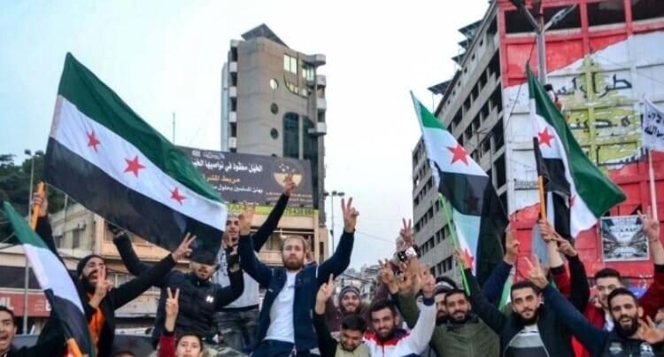 Rebeldes sirios nombran a jefe de gobierno transitorio Rebeldes sirios nombran a jefe de gobierno transitorio