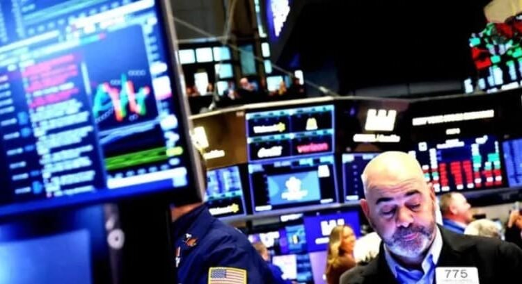 Bolsas de Europa y Asia sufren caídas tras nuevos aranceles impuestos por Trump Bolsas de Europa y Asia sufren caídas tras nuevos aranceles impuestos por Trump