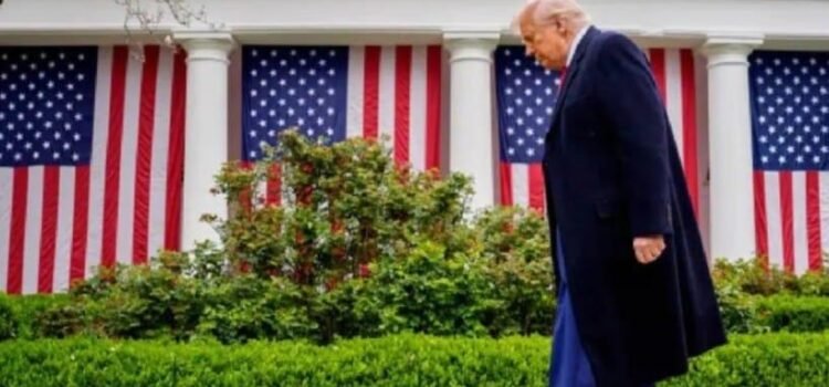 Se hunde la popularidad de Trump