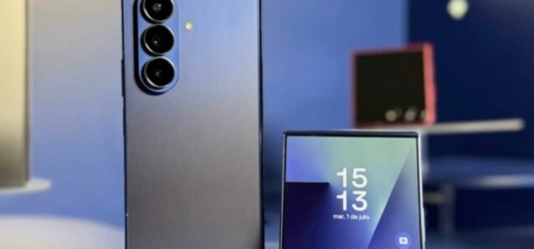 Samsung presentó su nuevo Galaxy Z Fold 7 ultradelgado y prueba a reconvertir el Flip 7 en un dispositivo IA