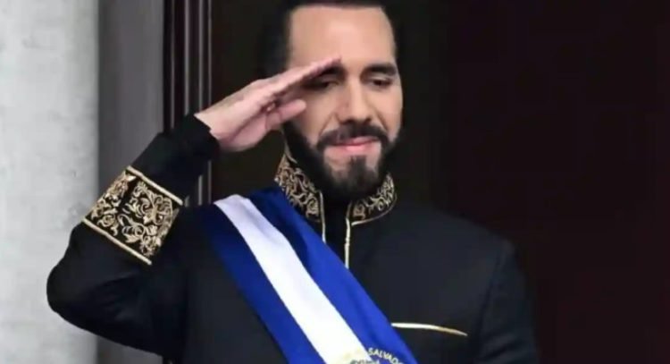 Aprueba Congreso reelección indefinida en El Salvador Aprueba Congreso reelección indefinida en El Salvador