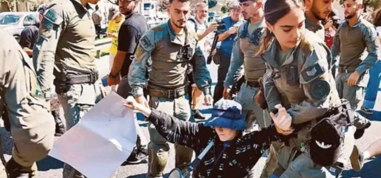 Miles de israelíes bloquean las calles como protesta