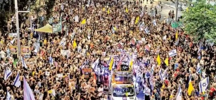 Miles se manifestaron en Tel Aviv contra plan de ocupación de Gaza