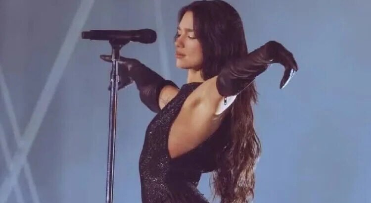 Dua Lipa llena el GNP en su primera noche en México Dua Lipa llena el GNP en su primera noche en México