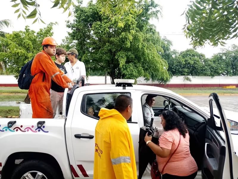 Tránsito de Ciudad Madero brinda traslados gratuitos durante las lluvias